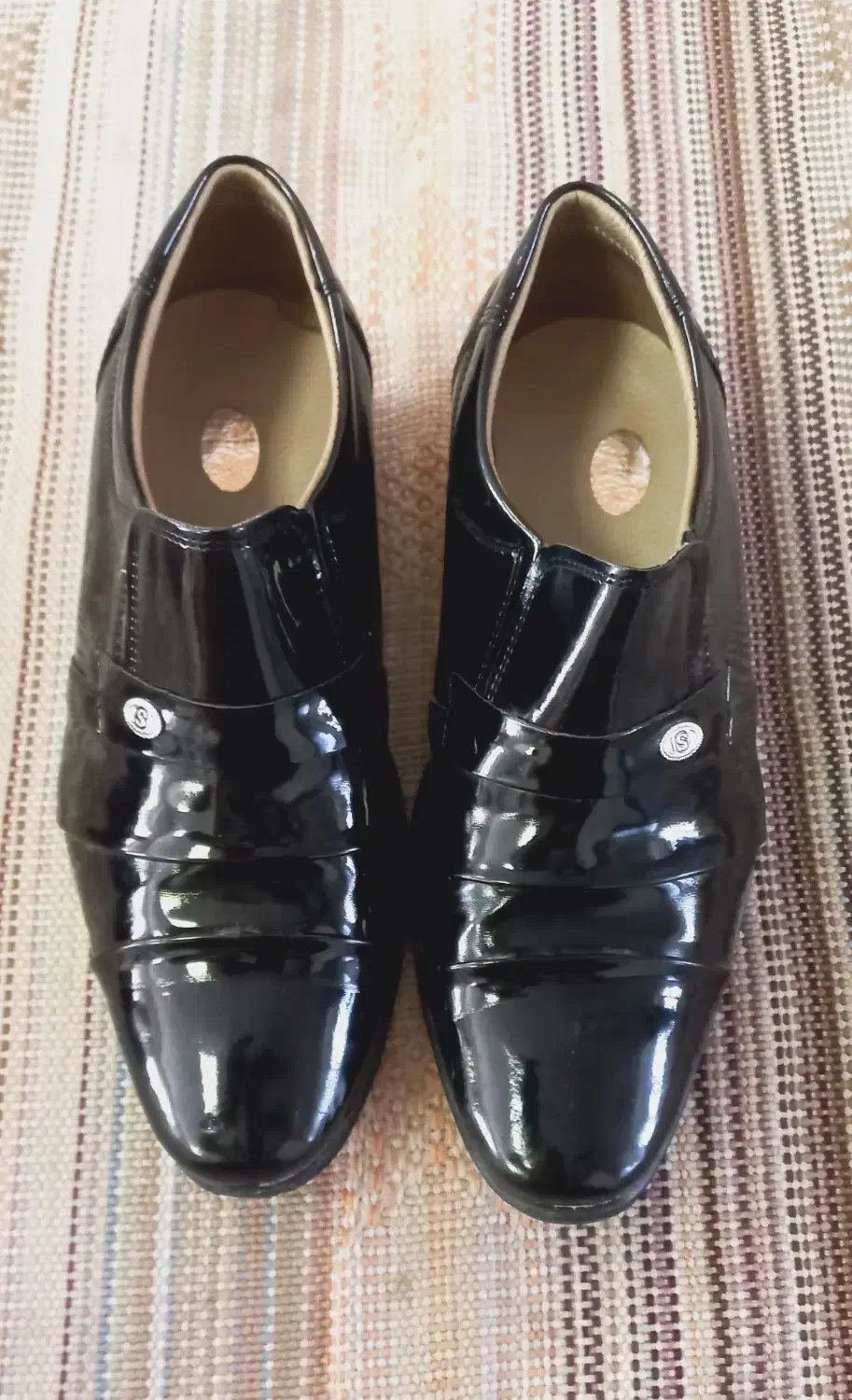 کفش|کفش و لباس بچه|تهران, قصر فیروزه ۱|دیوار