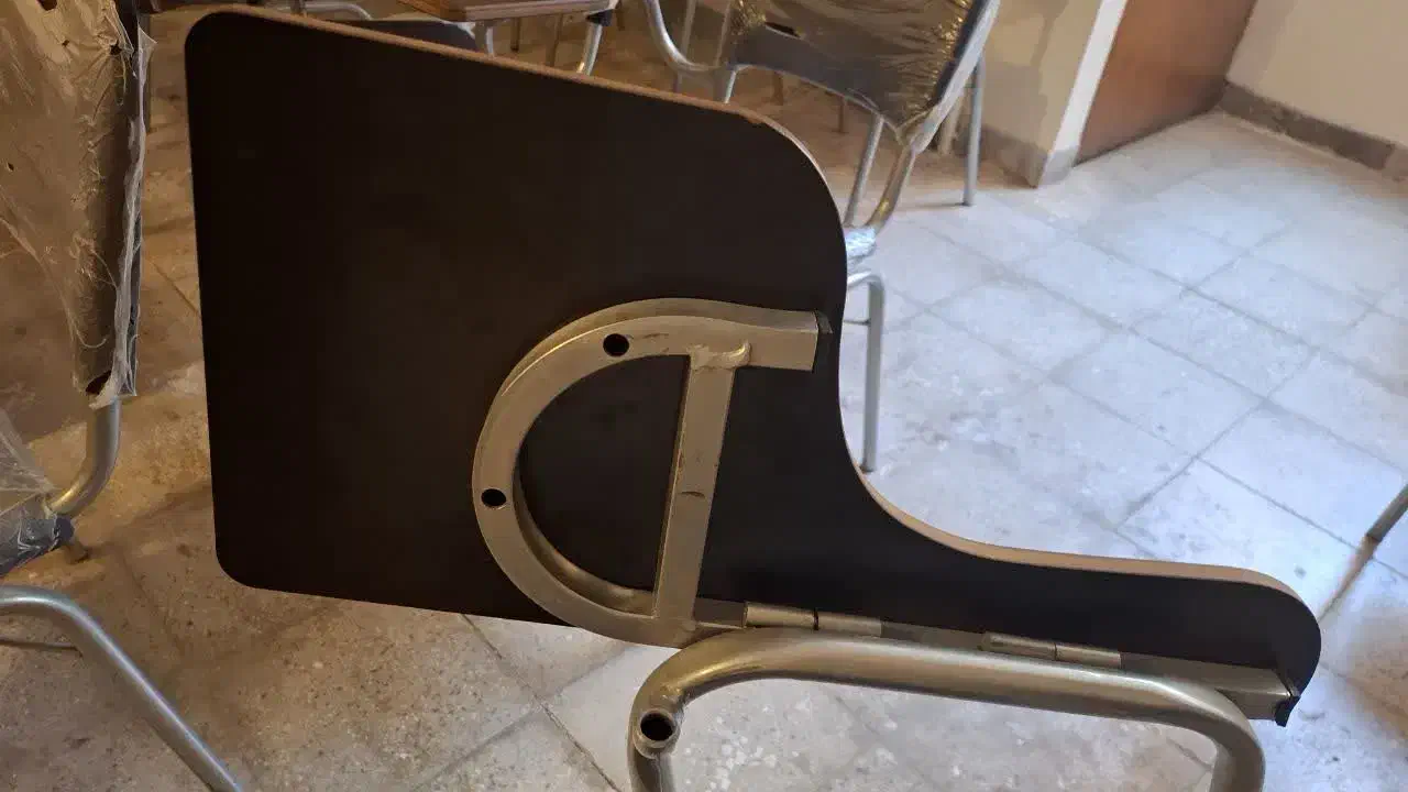 صندلی دانشجویی شیدکو|صندلی و نیمکت|اصفهان, جامی|دیوار