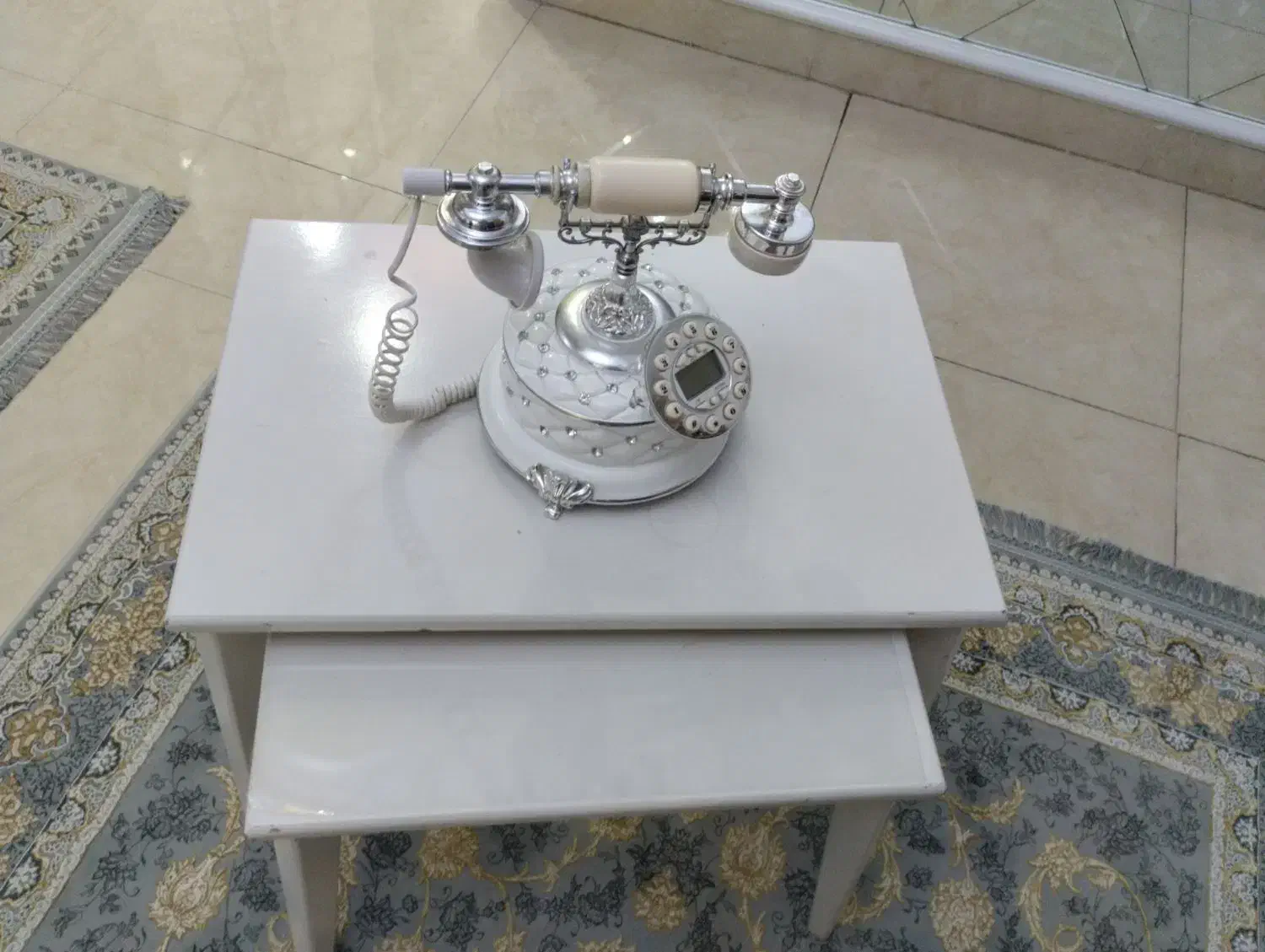 تلفن و عسلی|تلفن رومیزی|اسلام‌شهر, شهرک واوان|دیوار