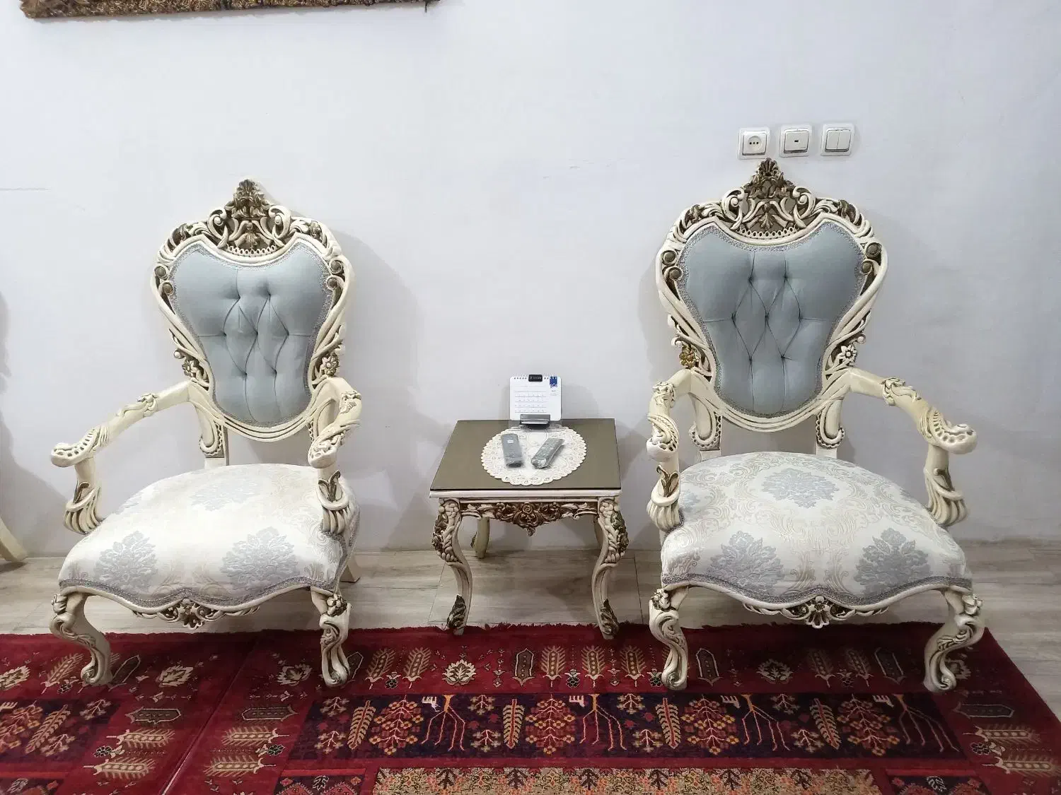 مبل سلطنتی|مبلمان خانگی و میز عسلی|چاف و چمخاله, |دیوار