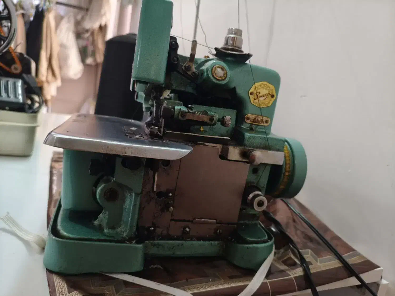 چرخ ریشه بندی مدل پروانه|چرخ خیاطی و ریسندگی|برخوار, |دیوار