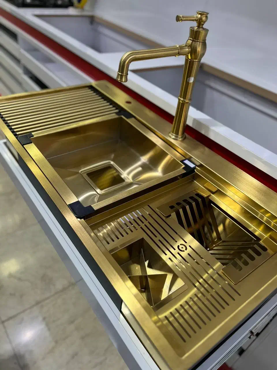 سینک باکسی طلایی|مصالح و تجهیزات ساختمان|اصفهان, سرچشمه|دیوار