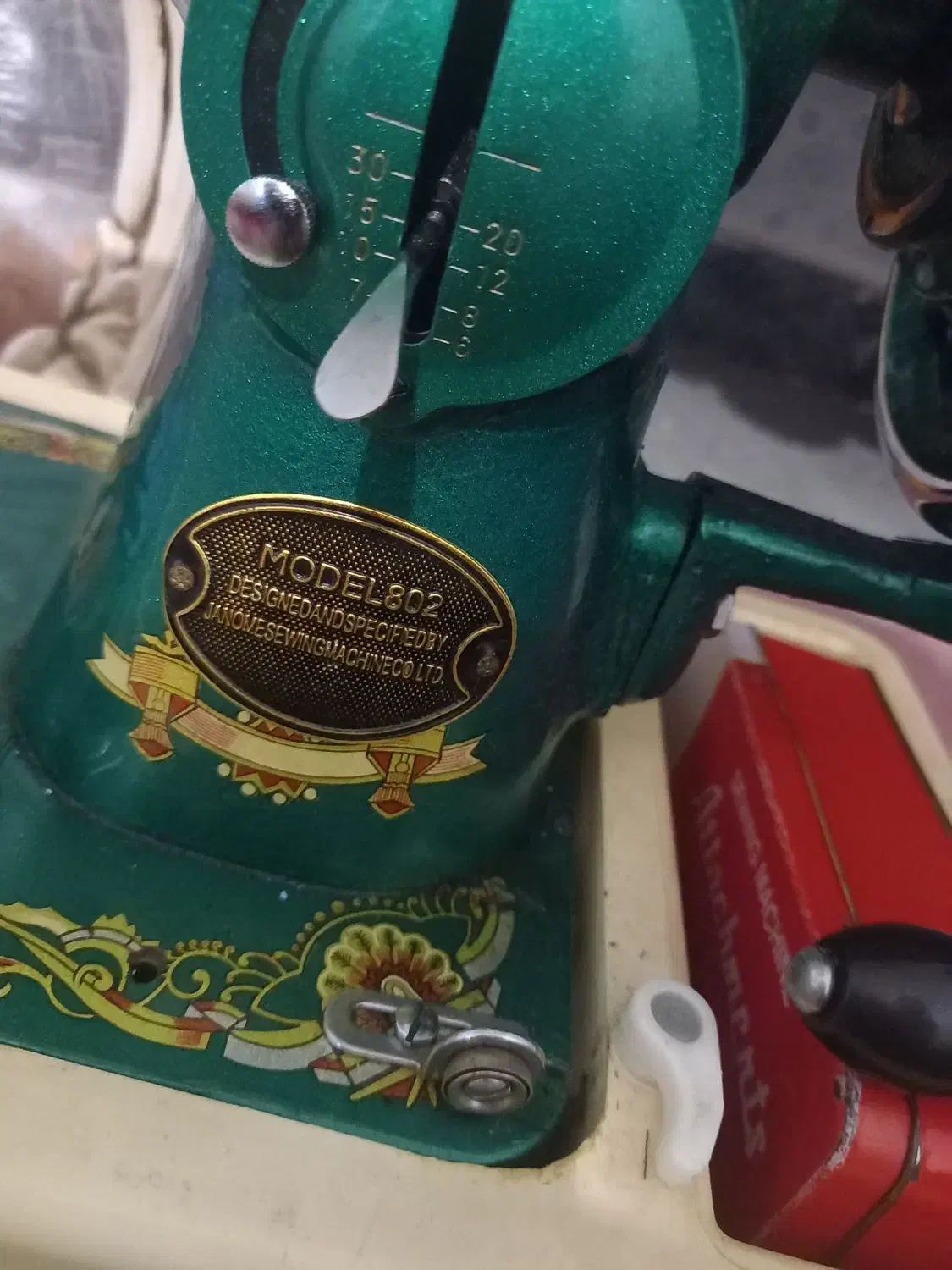 چرخ دستی ژانومه|چرخ خیاطی و ریسندگی|مسجد سلیمان, |دیوار