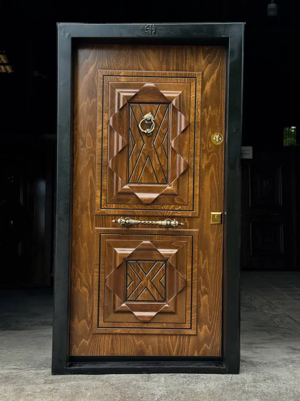 درب روکش گردو بتن ضدسرقت فلزی ضد سرقت ۸۶۰۰۴۱۱۱۲|مصالح و تجهیزات ساختمان|محمودآباد, |دیوار