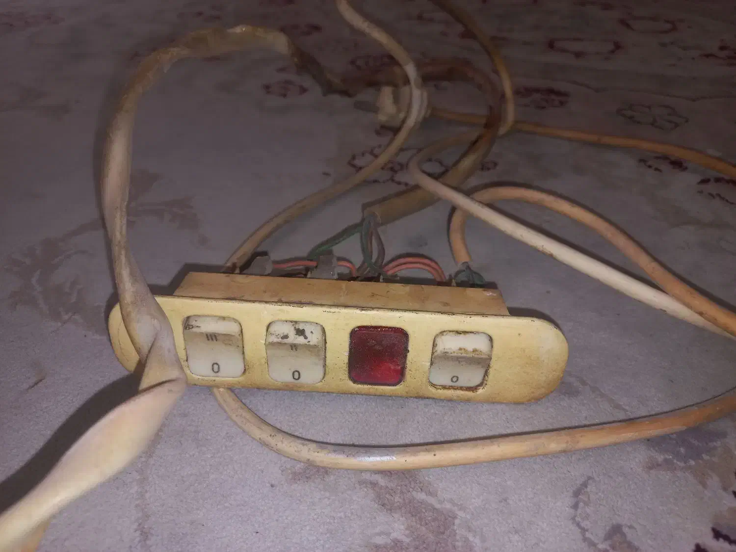 فن هود قدیمی پرقدرت|کولر گازی و فنکوئل|فردوسیه, |دیوار