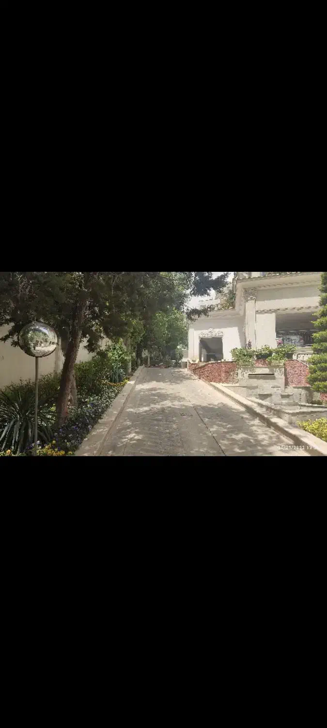 برج باغ،نخجوان،۱۳۵ متری،با استخروسونا وسالن ورزشی،