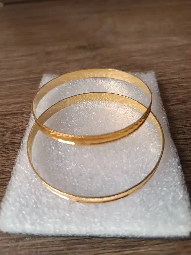 فروش فوری دوتا النگو وگوشواره بچه گانه با فاکتور|جواهرات|بندرعباس, |دیوار