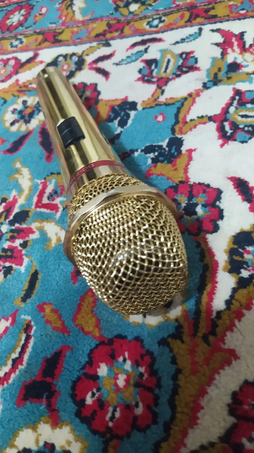 میکروفون داینامیک ۲۱۰۰|سیستم صوتی خانگی|پیشوا, |دیوار