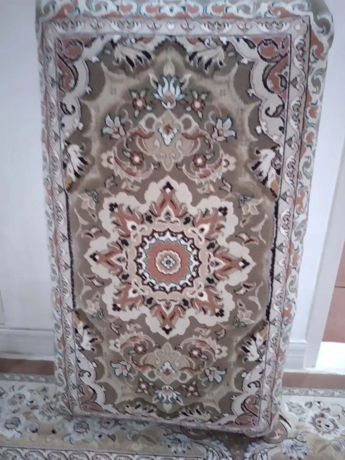 پشتی جفت یک میلیون قرمز ۲۵۰|پشتی|اراک, |دیوار