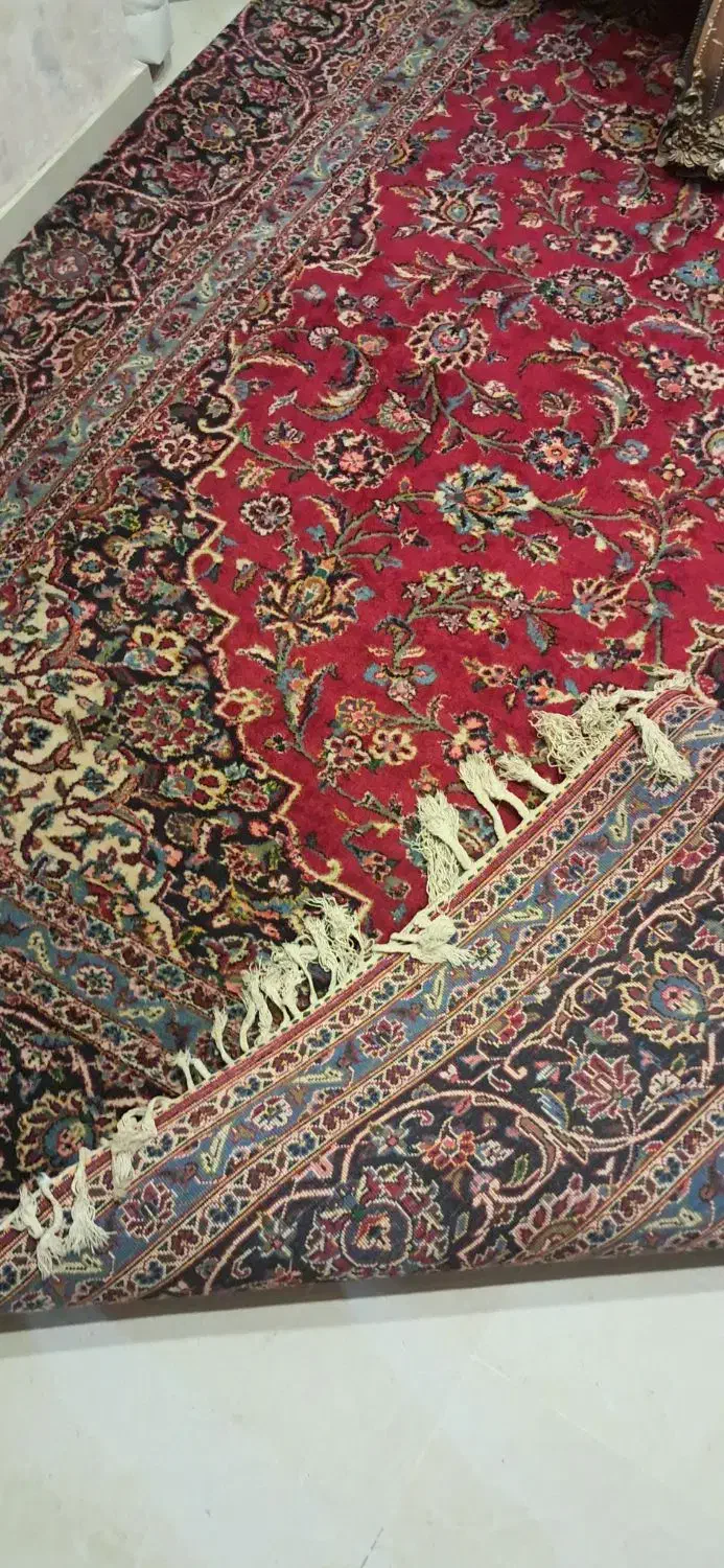 فرش دست بافت ۱۲ متری در حد|فرش|اندیشه, اندیشه فاز ۴|دیوار