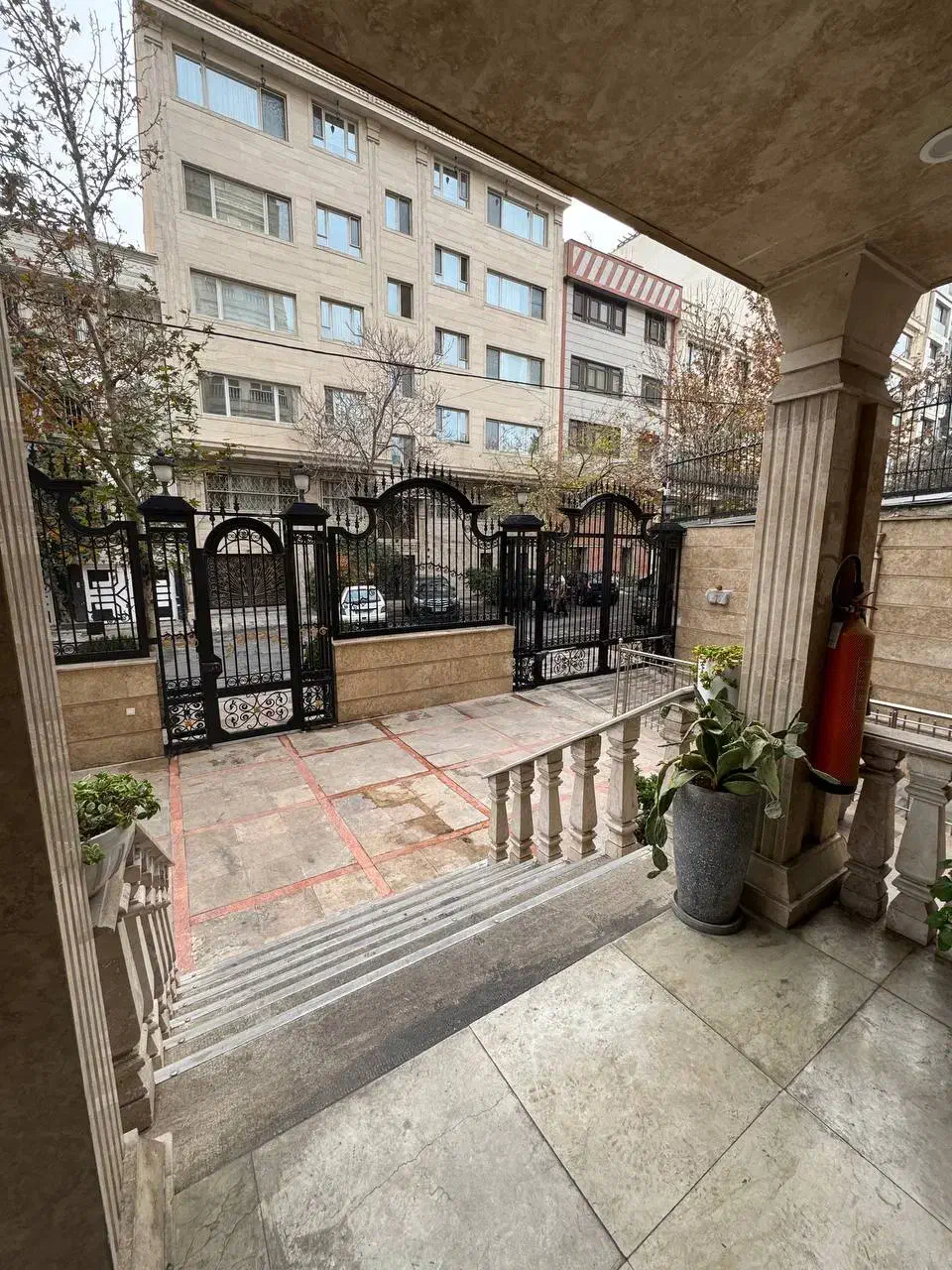 آپارتمان ۱۶۰ متری/شهرک غرب/فلامک/۳ خواب