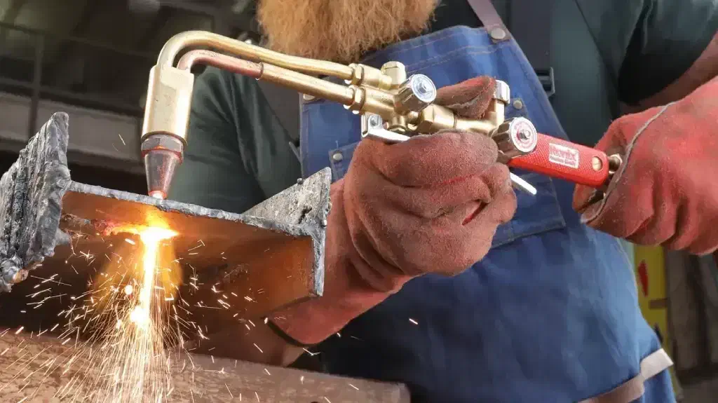 جوشکاری و برشکاری سیار.|خدمات پیشه و مهارت|شیراز, سلطان آباد|دیوار