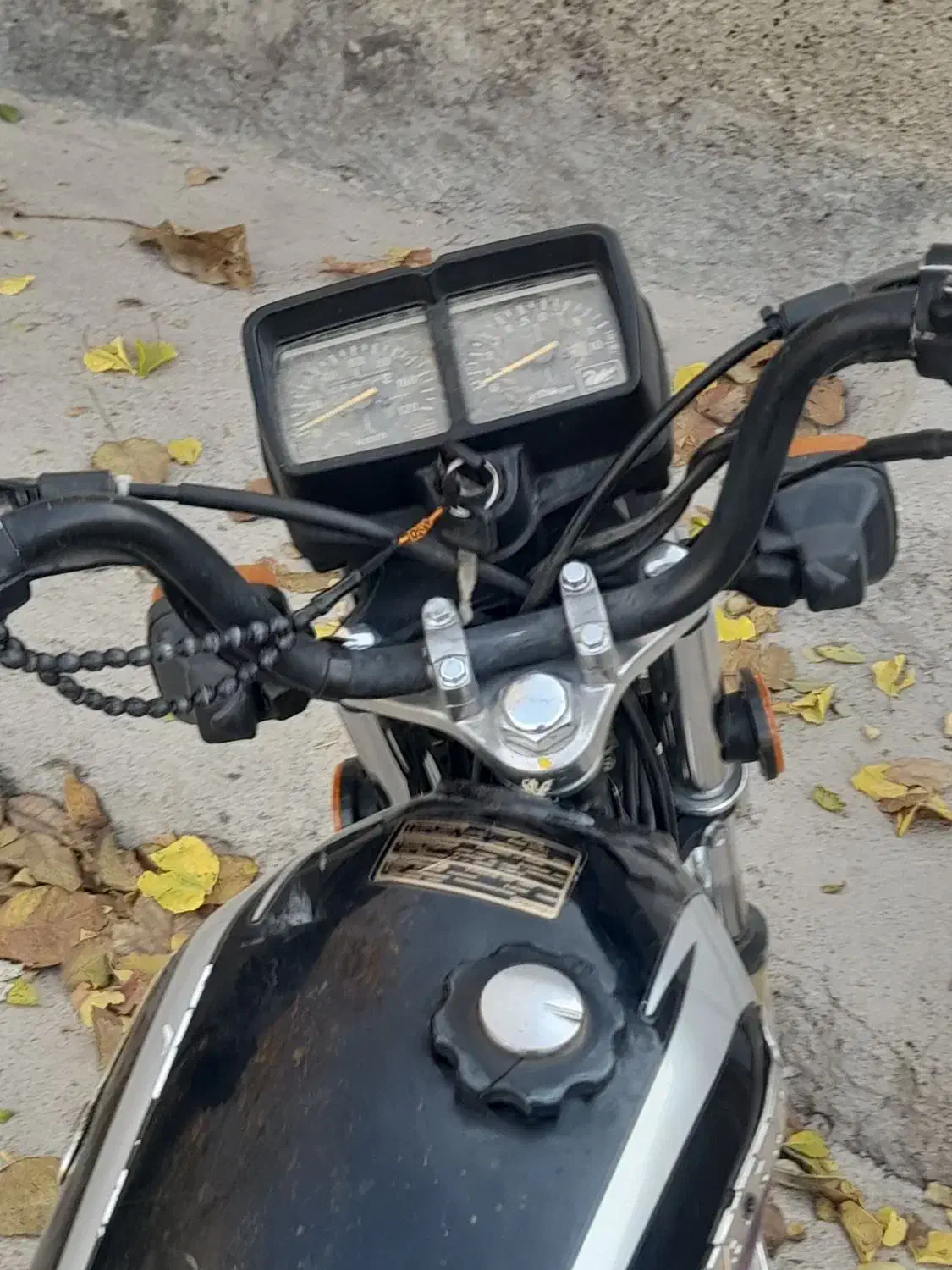 رهرو A1|موتورسیکلت|شاهنجرین, |دیوار