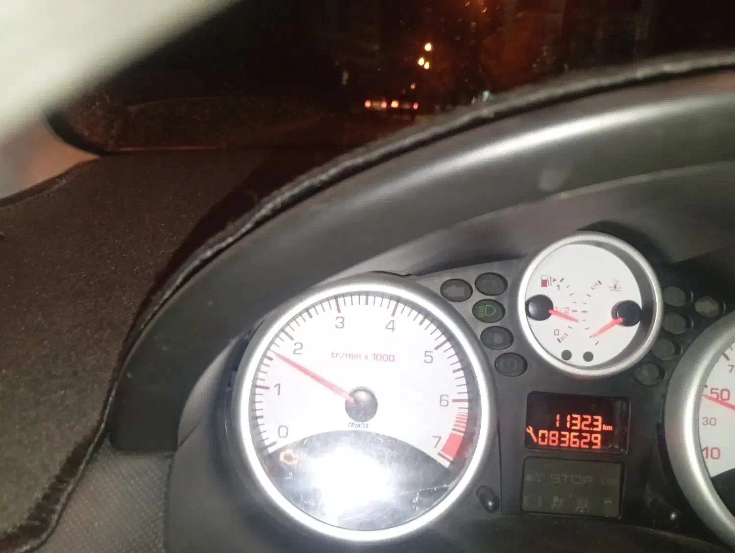 ۲۰۷tu3|خودرو سواری و وانت|قم, آلوچو|دیوار