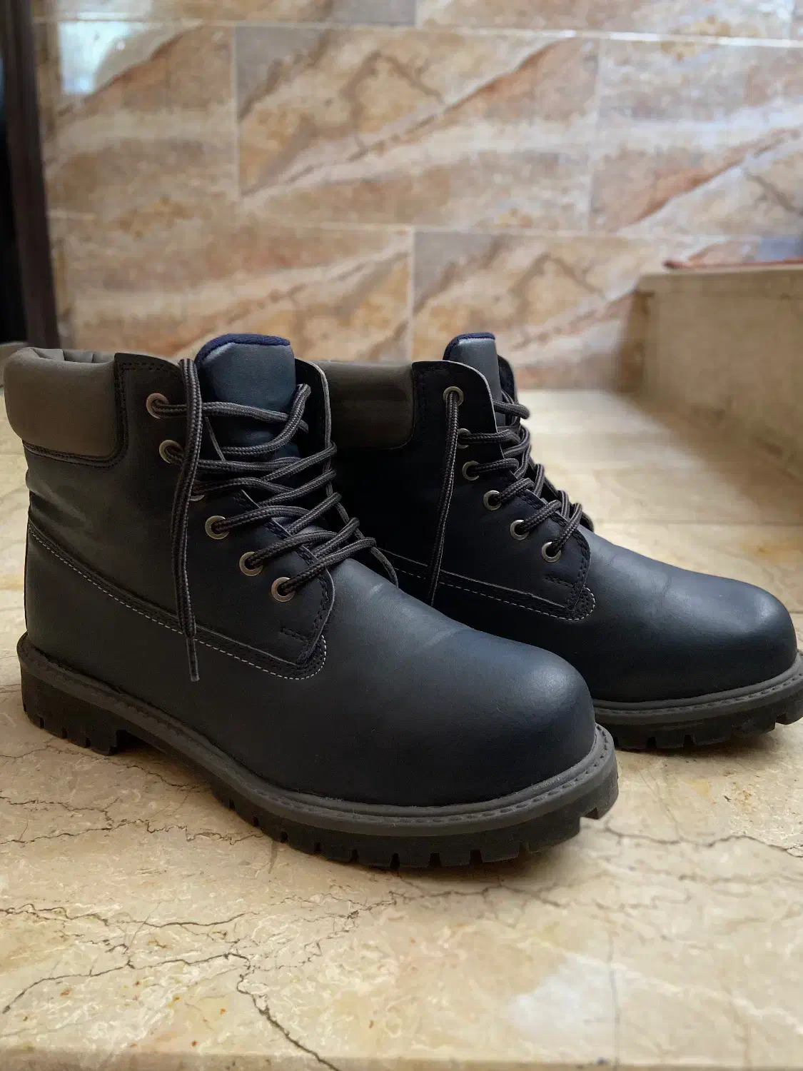 بوت اورجینال LC Waikiki|کیف، کفش، کمربند|شاهین‌شهر, سعدی جنوبی|دیوار