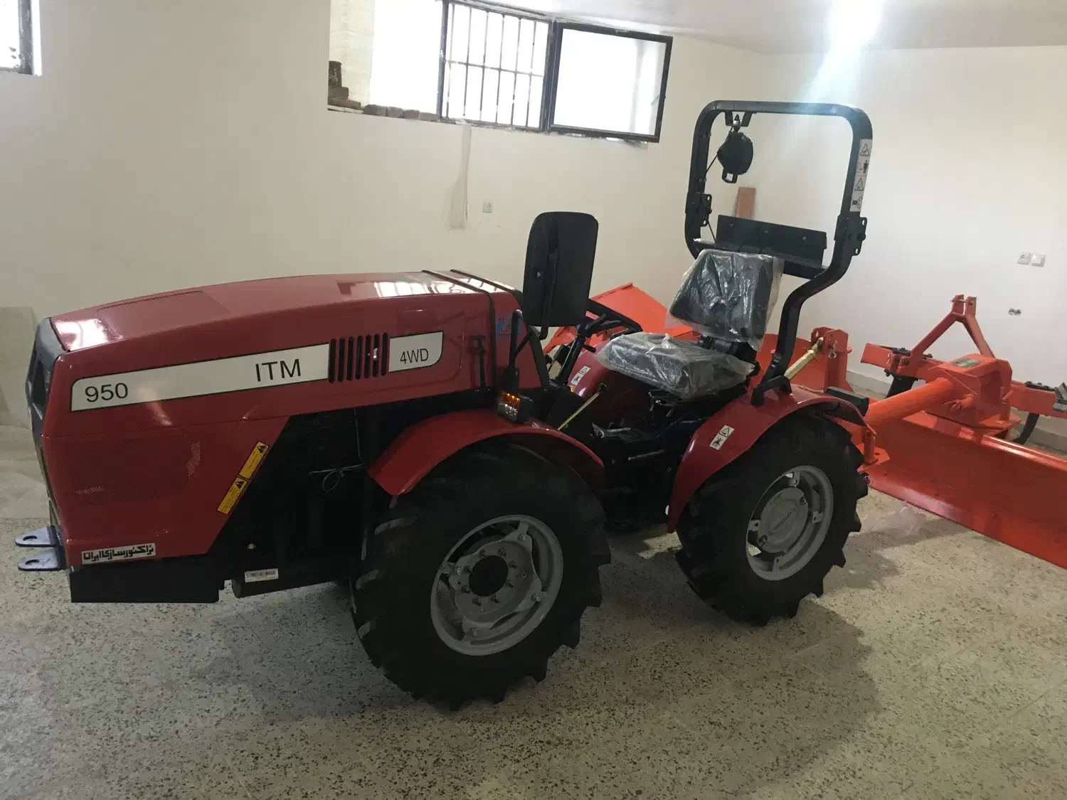 تراکتور ۹۵۰|خودرو سنگین|رفسنجان, |دیوار