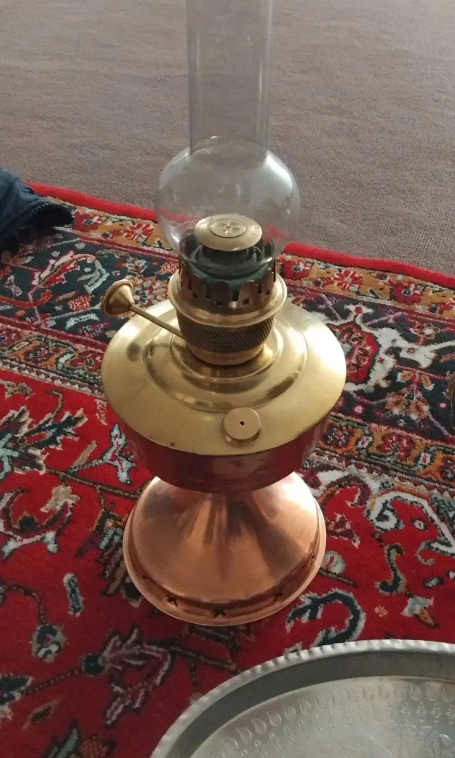 چراغ.سینی|کلکسیون اشیاء عتیقه|مراغه, |دیوار