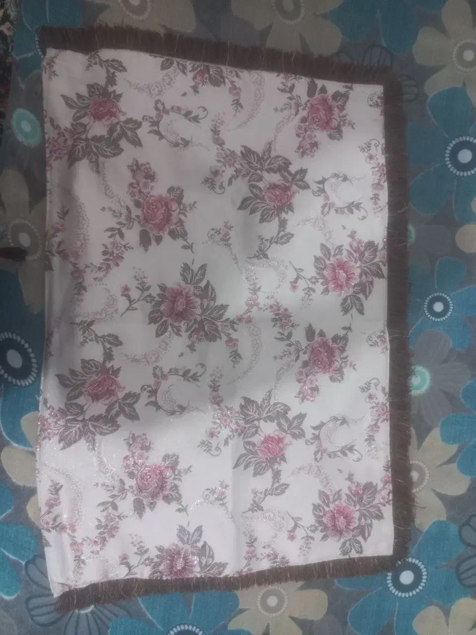 روبالشتی|رختخواب، بالش، پتو|جهرم, |دیوار