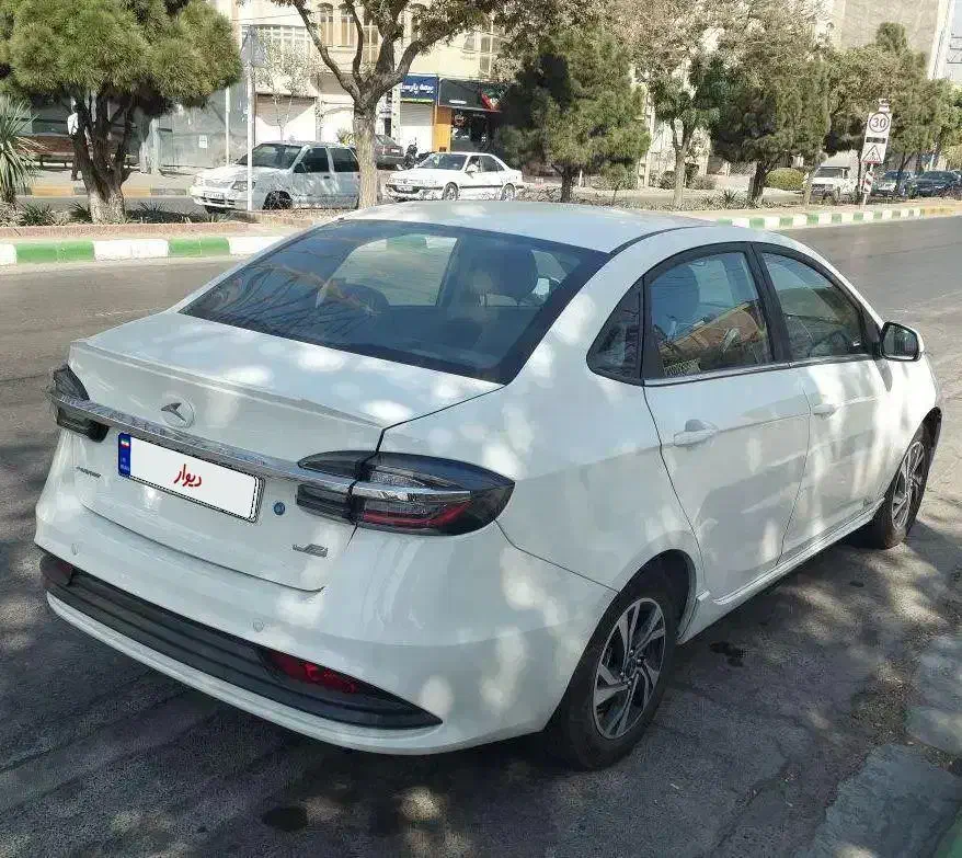 کی ام سی ایگل سفید|خودرو سواری و وانت|مشهد, هنرستان|دیوار