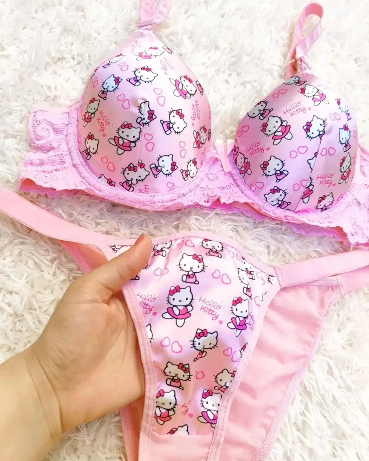 ست شرت و سوتین اسفنجی کیتی|لباس|ساوه, |دیوار