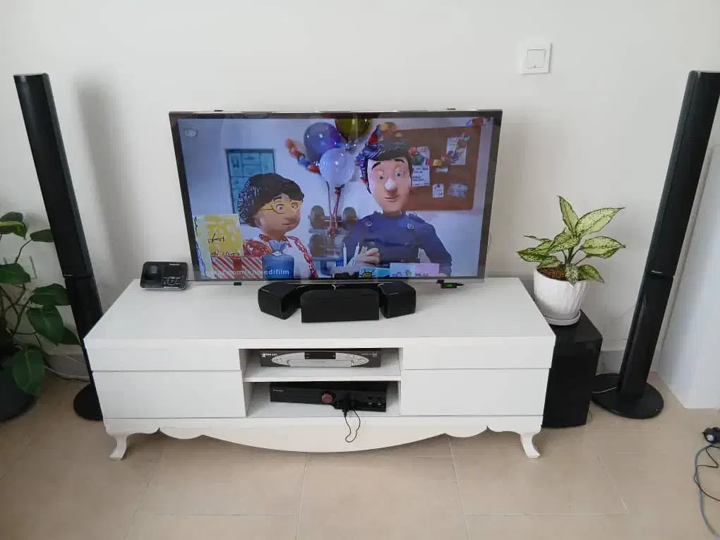 میز تلوزیون سفید ساده|میز تلویزیون|پردیس, فاز ۸|دیوار