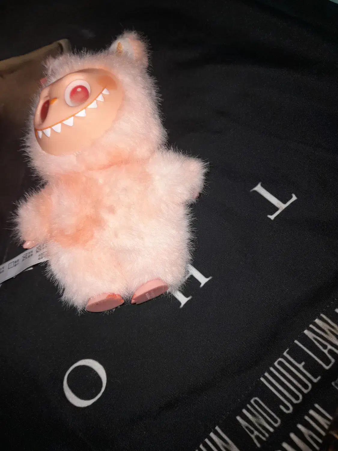 عروسک لبوبو|اسباب‌بازی بچه|قره ضیاالدین, |دیوار