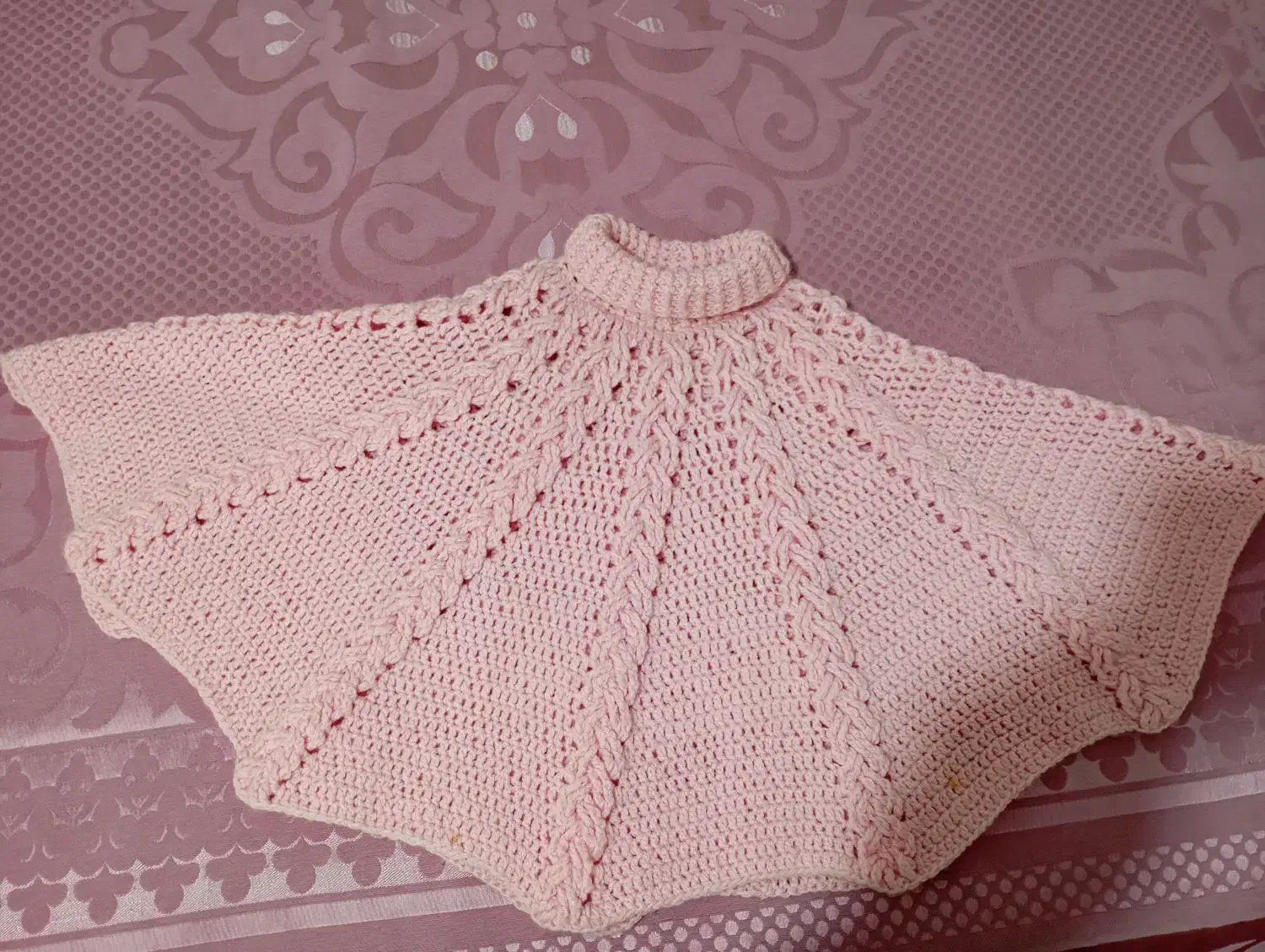 تعدادی لباس بچه در حد نو|کفش و لباس بچه|چهارباغ, |دیوار