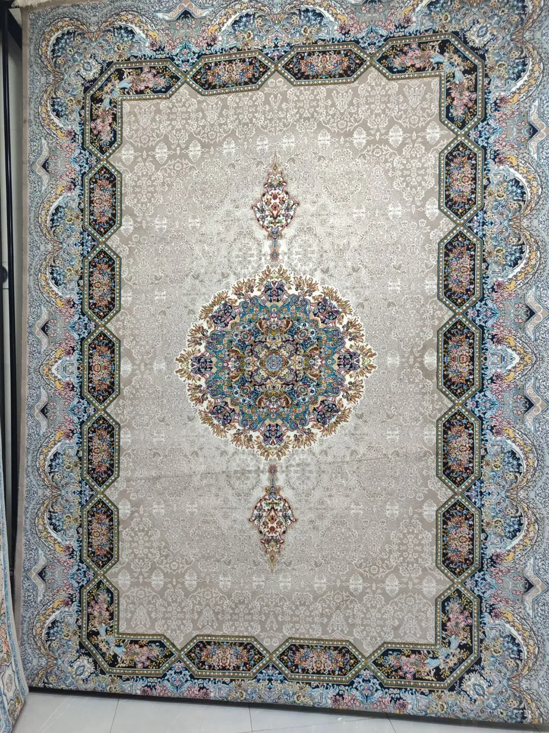 9متری ۷۰۰شانه با ضمانت|فرش|نظرآباد, نظرآباد|دیوار