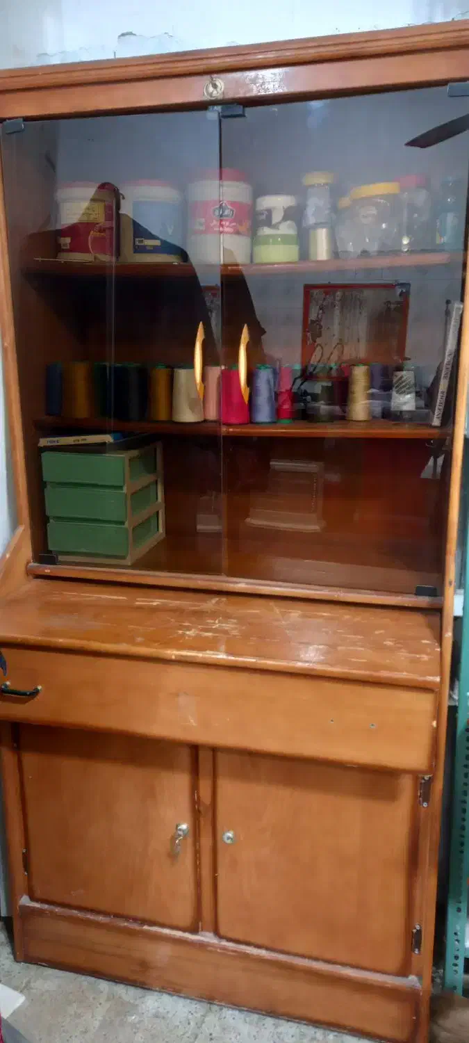 کمد چوبی|بوفه، ویترین، کنسول|کرمان, |دیوار