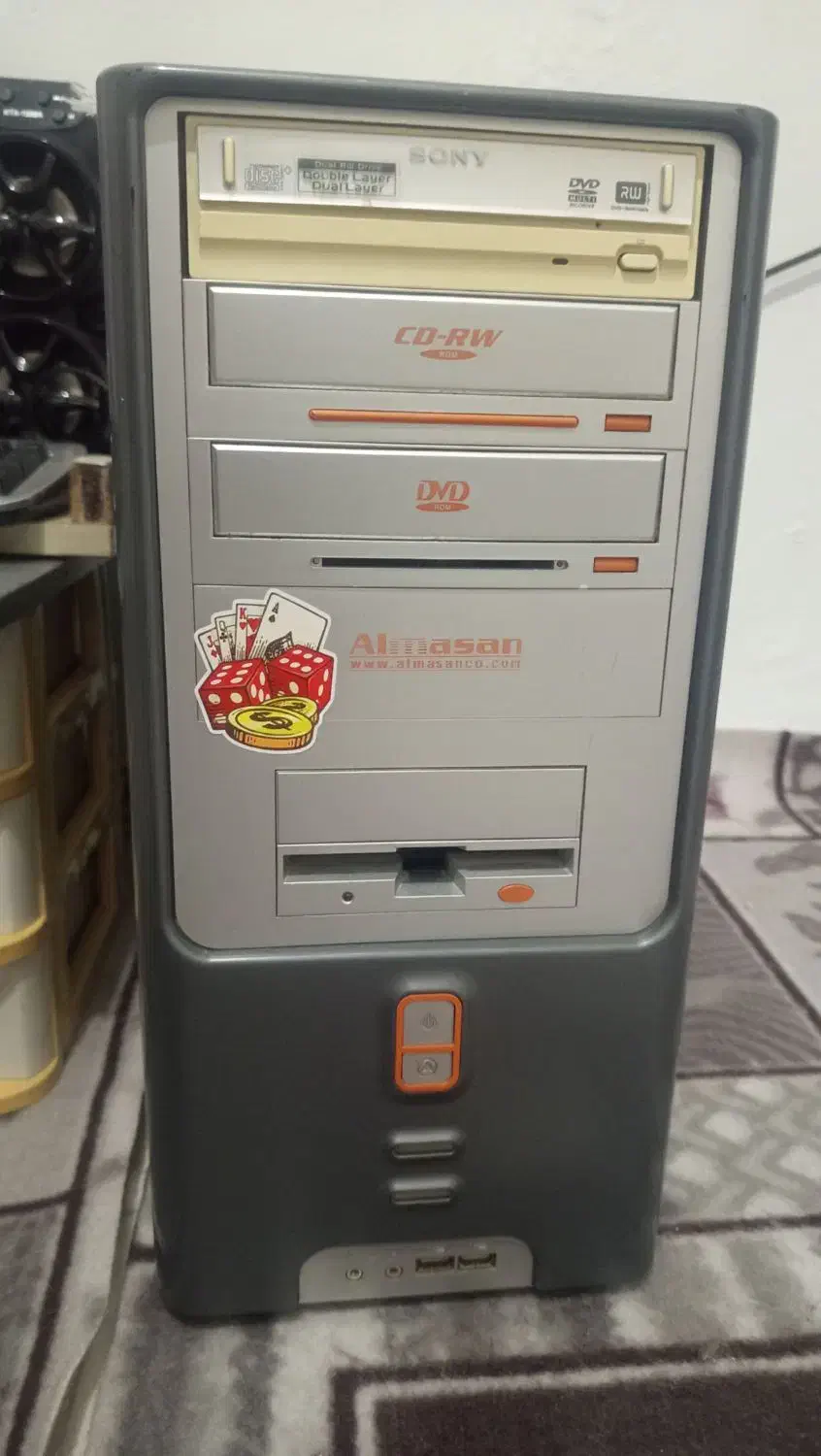 کامپیوتر|رایانه رومیزی|ملارد, |دیوار