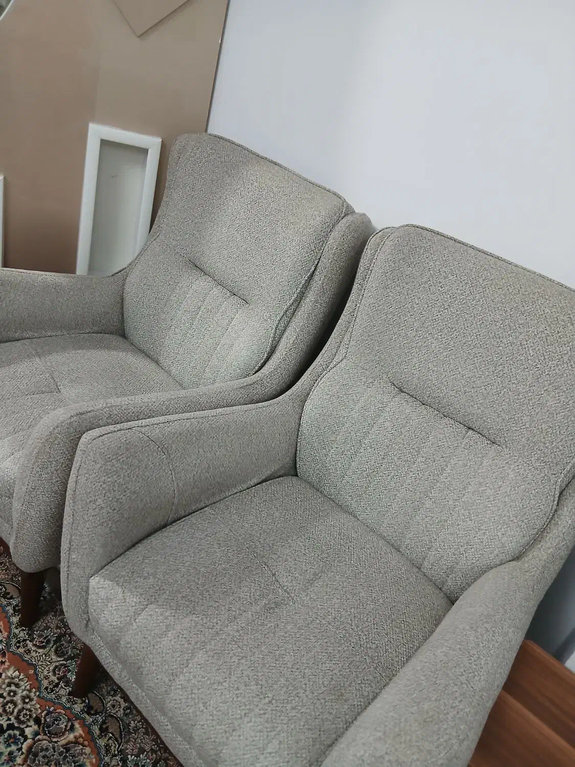 بدلیل تغییردکوراسیون بفروش می‌رسد رسد|مبلمان خانگی و میز عسلی|تبریز, |دیوار