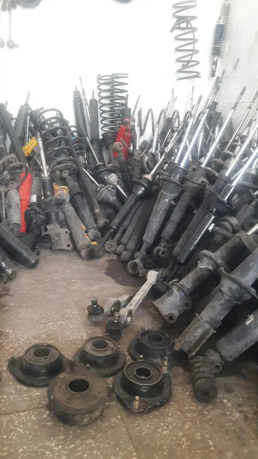 دنیای کمک فنر|قطعات یدکی و لوازم جانبی|کرمانشاه, |دیوار