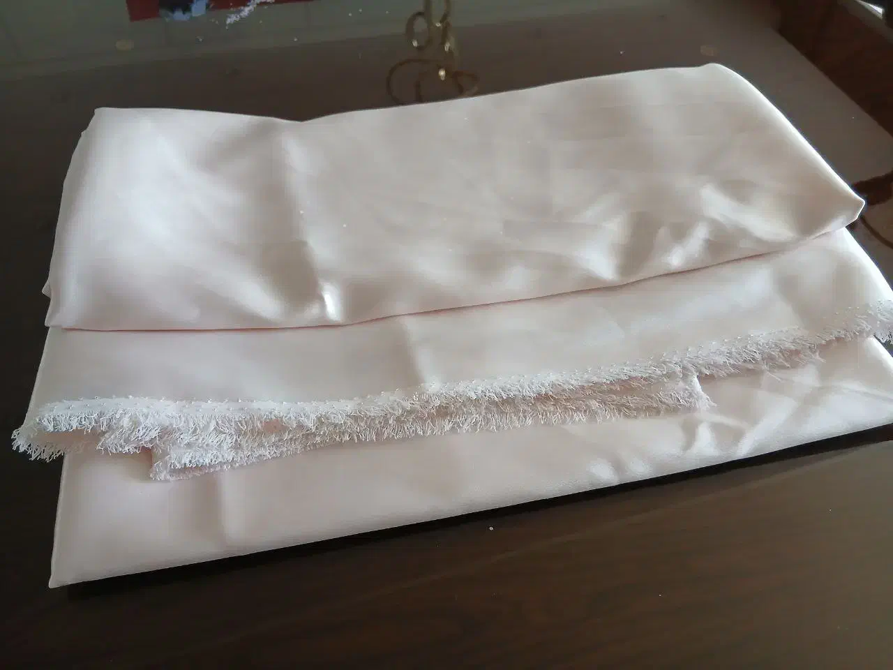 پارچه ساتن خارجی lx و گیپور ادامسی|لباس|نیشابور, شهرک ولیعصر|دیوار