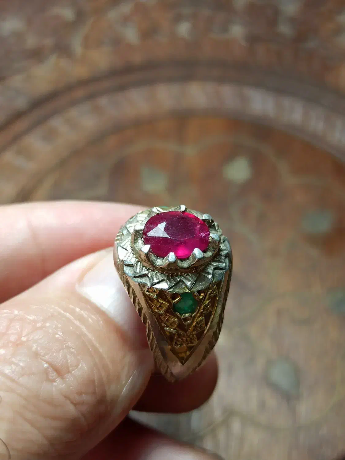 انگشتر یاقوت سرخ تراشیده زیبا|جواهرات|رشت, شهرک صبا|دیوار