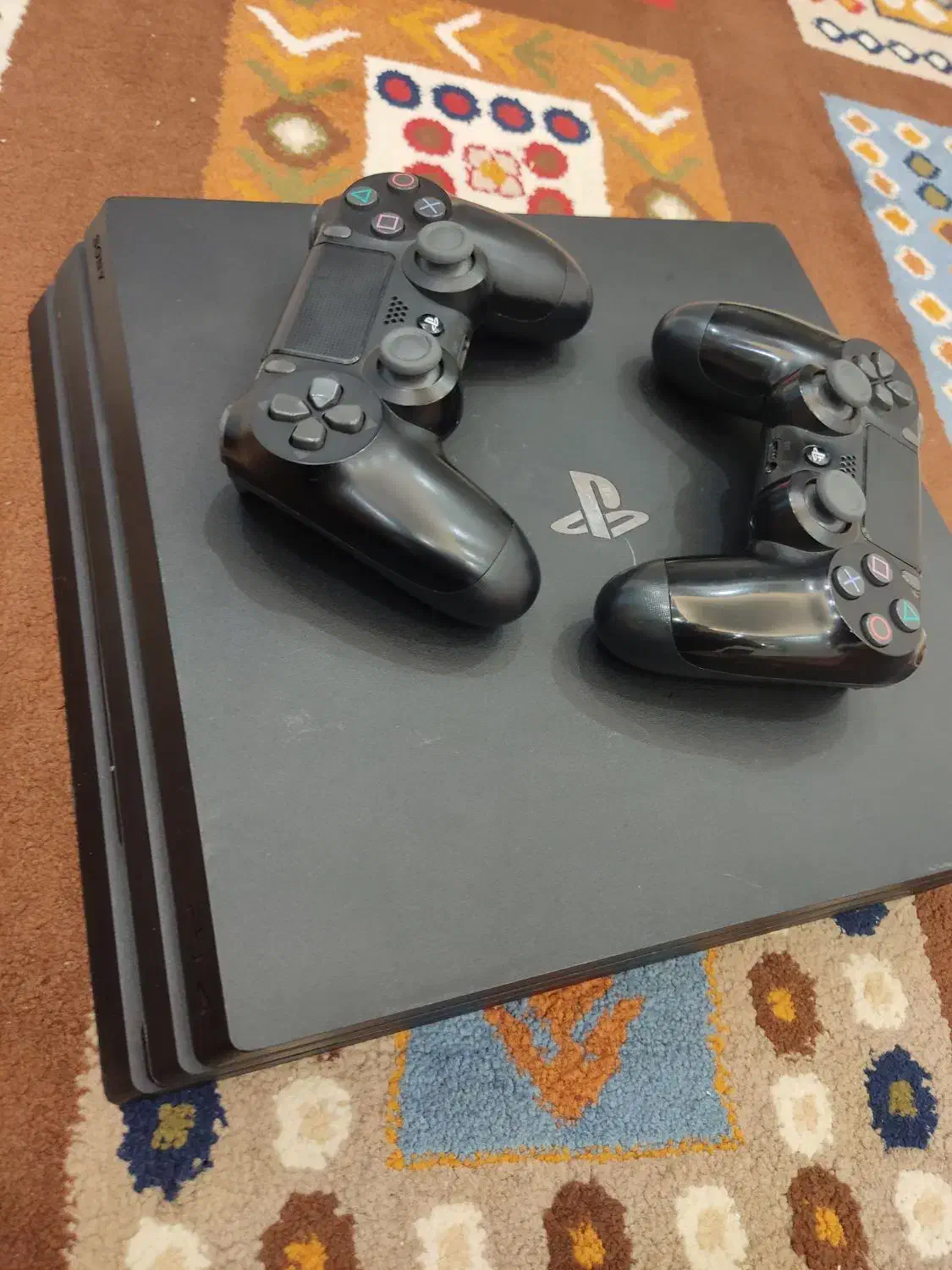 پی اس فور پرو PS4 pro|کنسول، بازی ویدئویی و آنلاین|قم, زنبیل آباد|دیوار