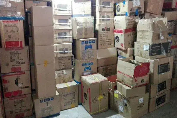 انبار|اجارهٔ مغازه و غرفه|تکاب, |دیوار