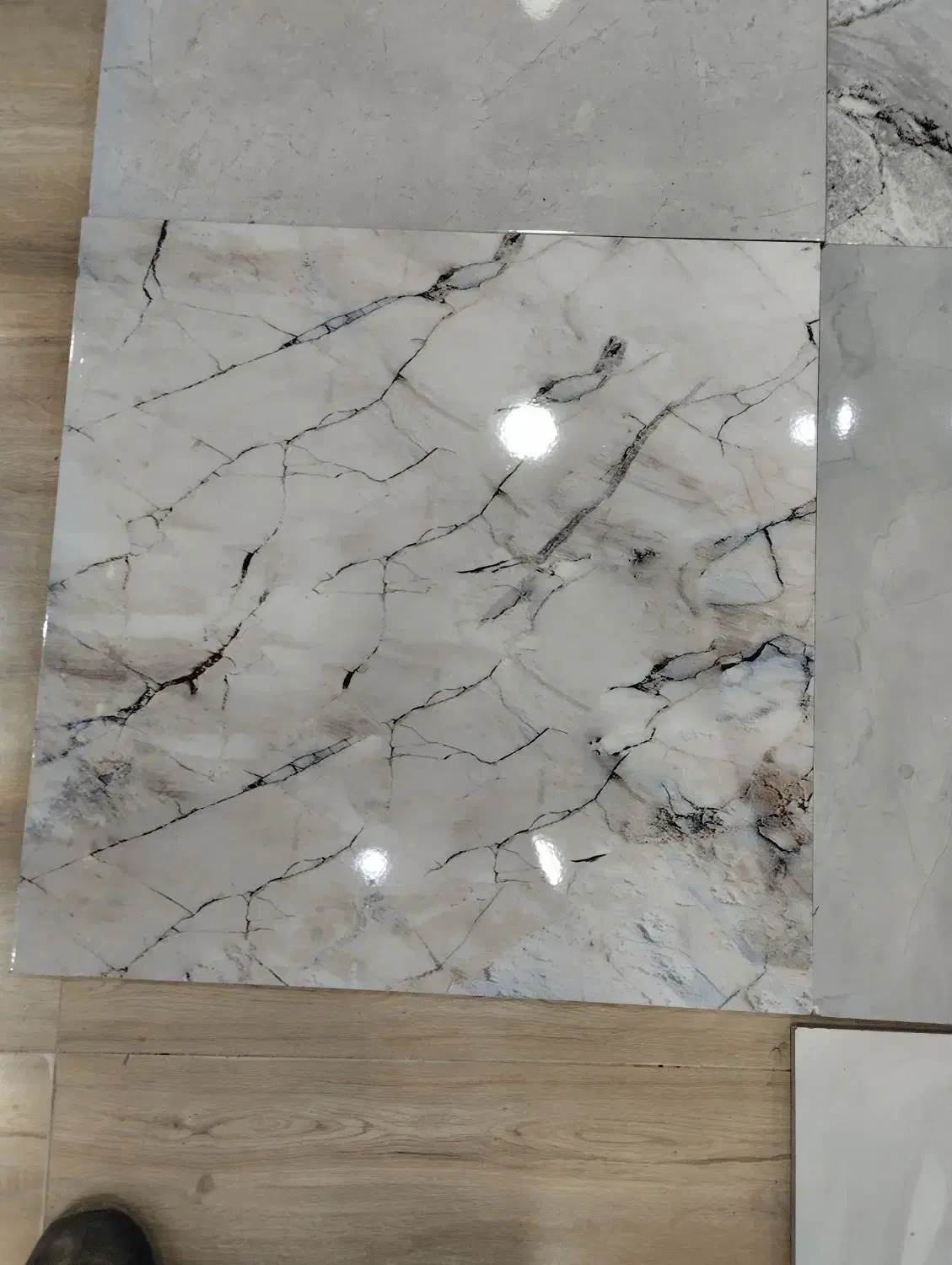 کاشی کف 60در60|مصالح و تجهیزات ساختمان|خرمشهر, |دیوار