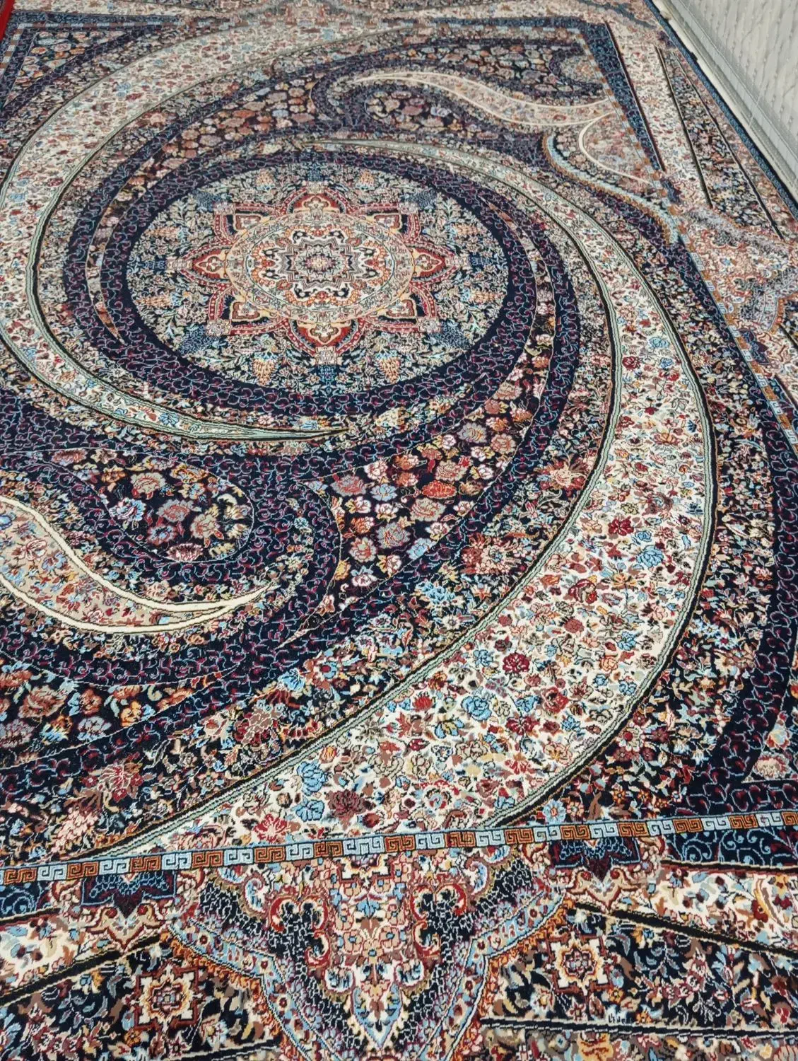 قالی 12متری|فرش|بندر ماهشهر, |دیوار