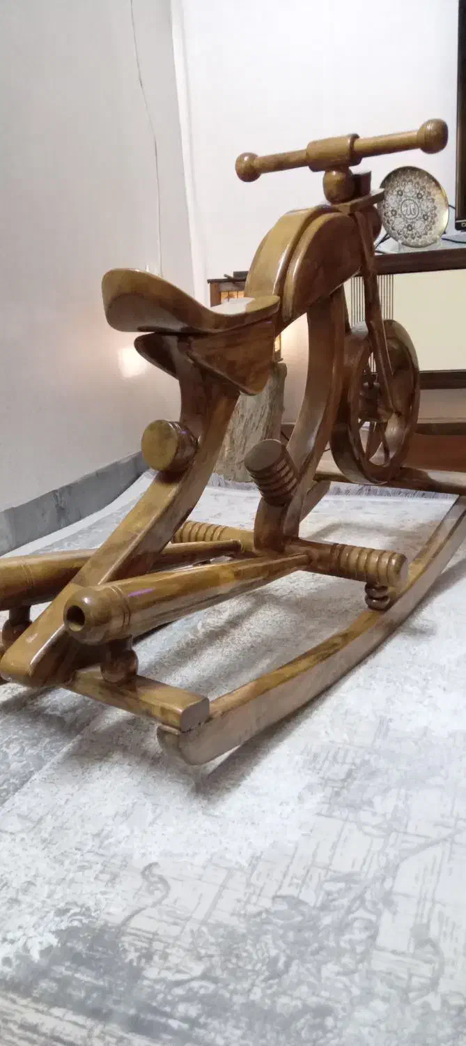 صندلی راک موتوری چوب راش سفارشی|صندلی و نیمکت|هشتگرد, هشتگرد قدیم|دیوار