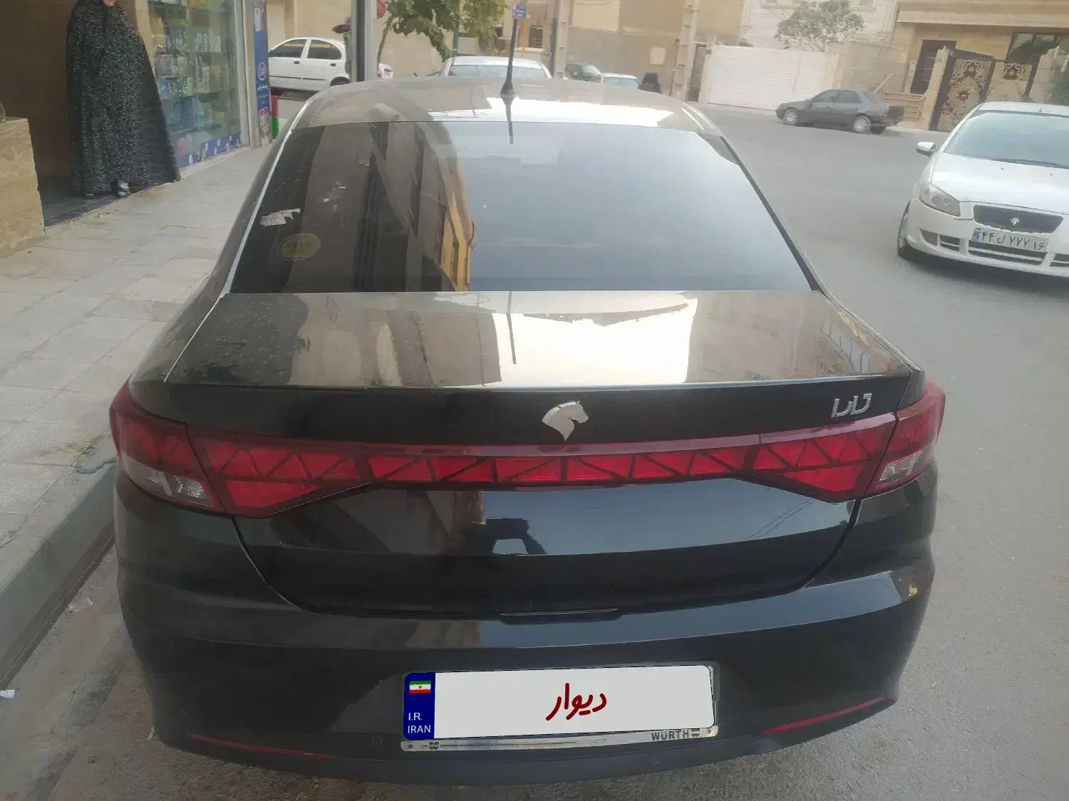 تارا اتوماتیک v2 1401 مشکی کم کار|خودرو سواری و وانت|قم, شاه سید علی|دیوار