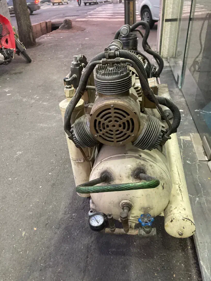 پمپ باد ۶ سیلندر امریکایی|ابزارآلات|تهران, جوادیه تهرانپارس|دیوار