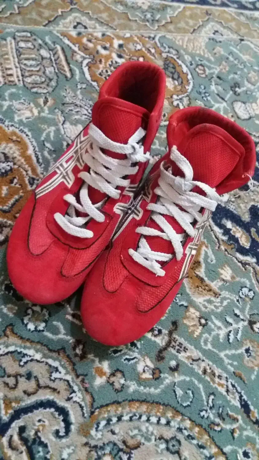 کفش ورزشی|کفش و لباس بچه|باقرشهر, |دیوار