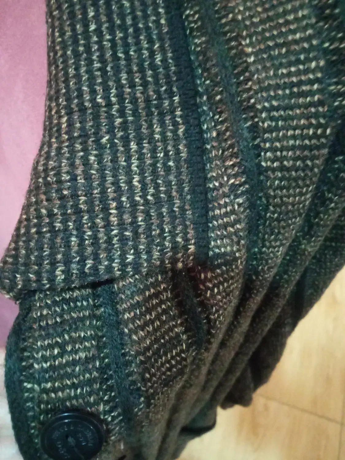 چادر وکاموا|لباس|رشت, توشیبا|دیوار