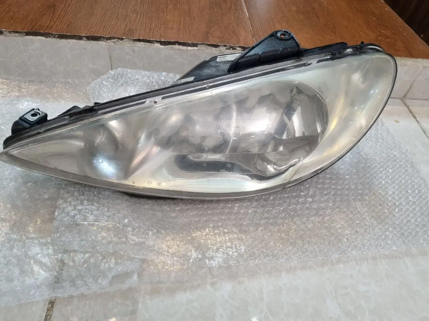 چراغ جلو ۲۰۶|قطعات یدکی و لوازم جانبی|تهران, بوستان چیتگر|دیوار