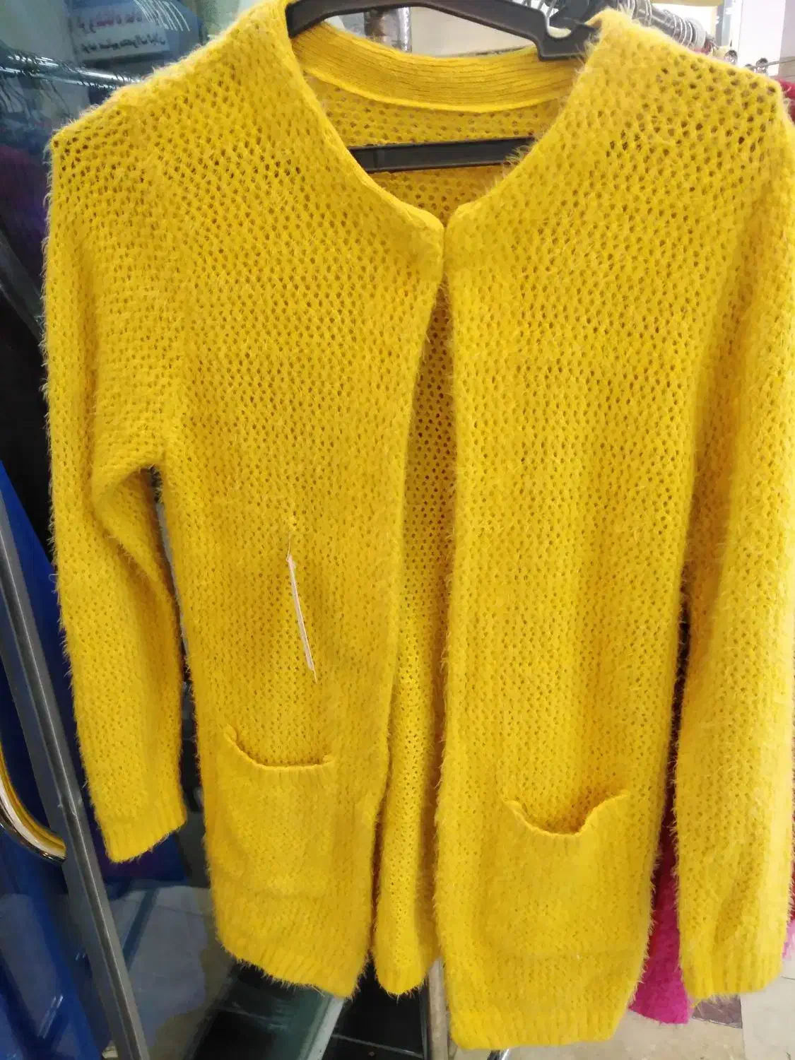 حراج بافت عمده|لباس|اندیشه, اندیشه فاز ۲|دیوار