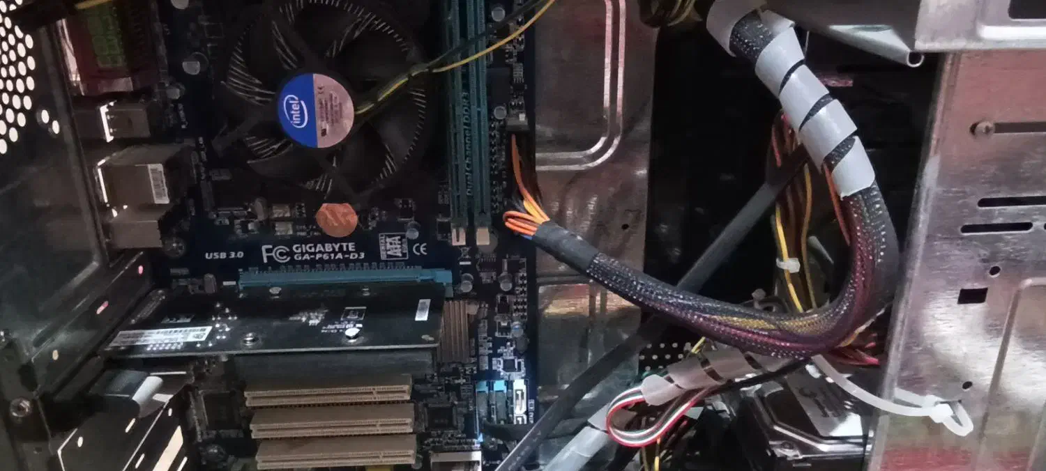 کامپیوتر|رایانه رومیزی|تبریز, |دیوار