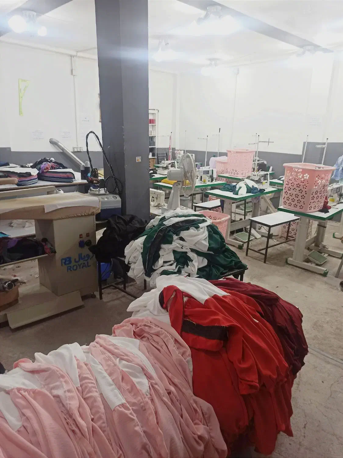 اجاره سوله کارگاه انبار نقاشی مکانیکی جاد لاهیجان|اجارهٔ دفتر صنعتی، کشاورزی، تجاری|رشت, حومه رشت|دیوار