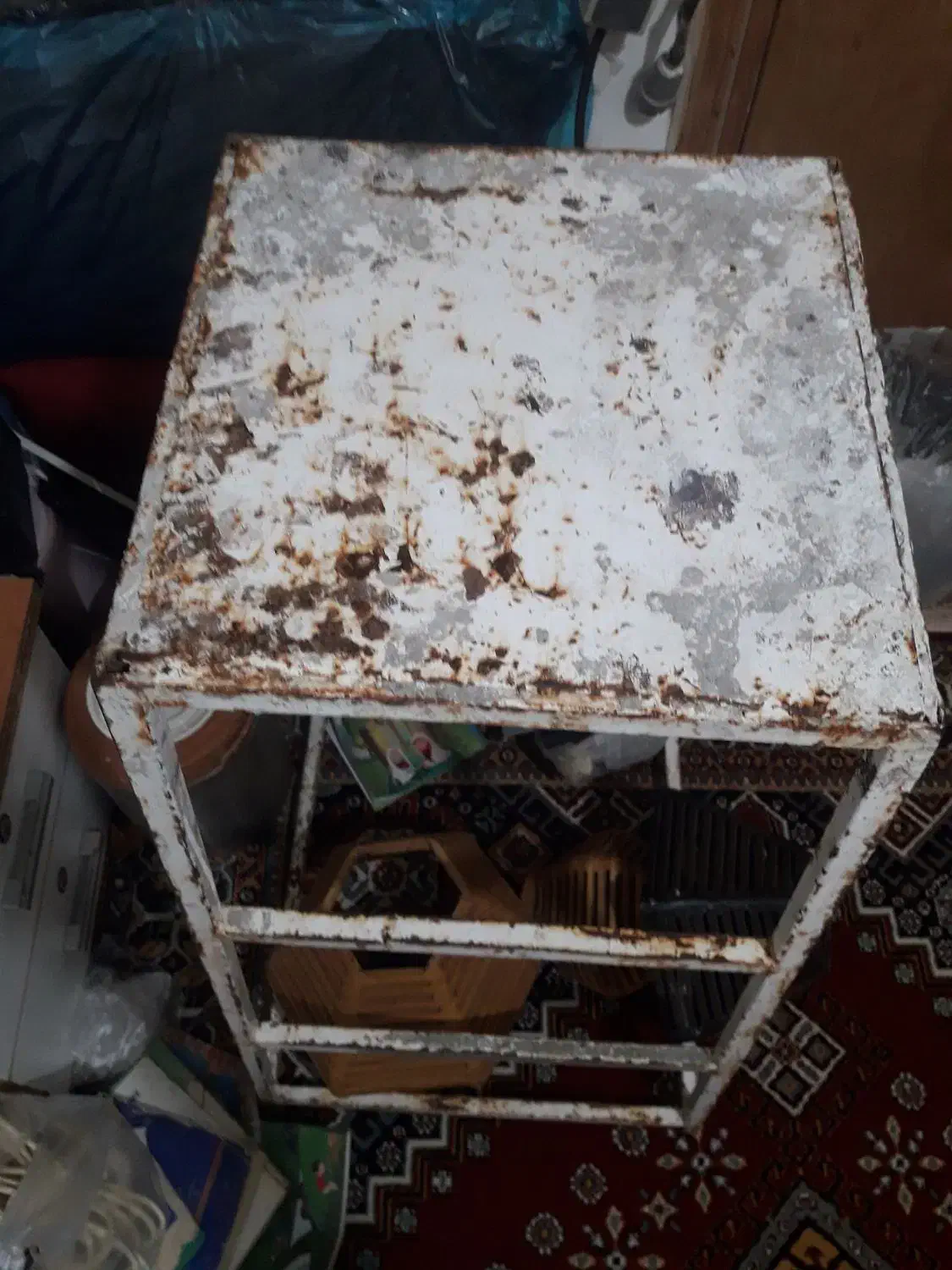 چهار پایه|صندلی و نیمکت|گرگان, |دیوار