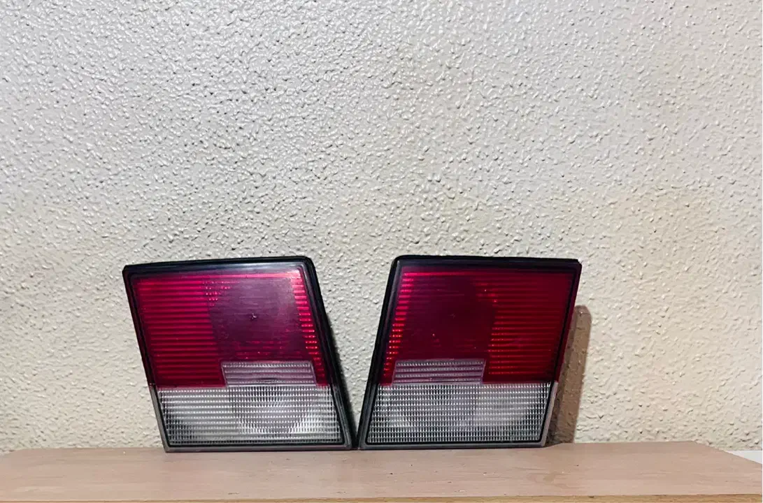 چراغ عقب سمند معمولی و چراغ ۴۰۵|قطعات یدکی و لوازم جانبی|اصفهان, طامه|دیوار