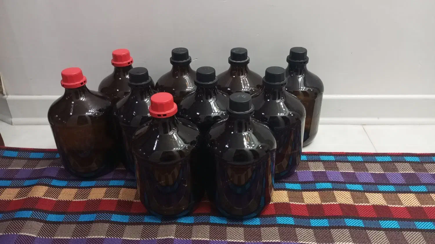 بطری شیشه ای قهوه ای|ظروف نگهدارنده، پلاستیکی، یکبارمصرف|گنبد کاووس, |دیوار